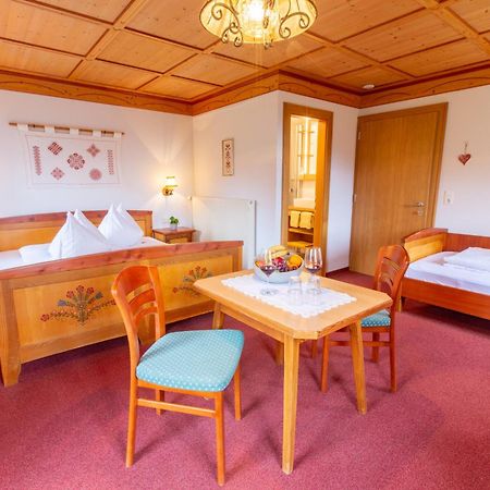 Liesing Berggasthof - Pension Lahnerhof מראה חיצוני תמונה